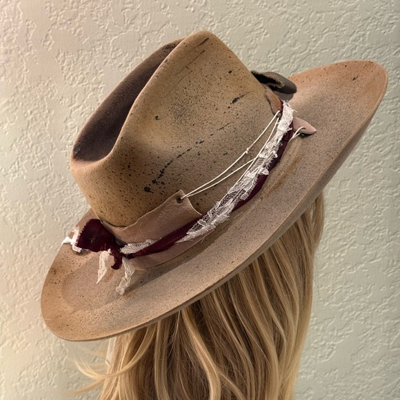 Olive & Pique - Western Cowboy Hat, 100% Wool hand painted NEW or best offer main image 9